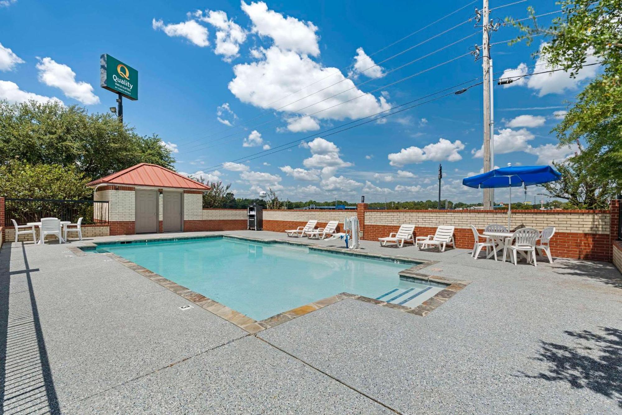 Quality Inn & Suites New Boston Exterior photo